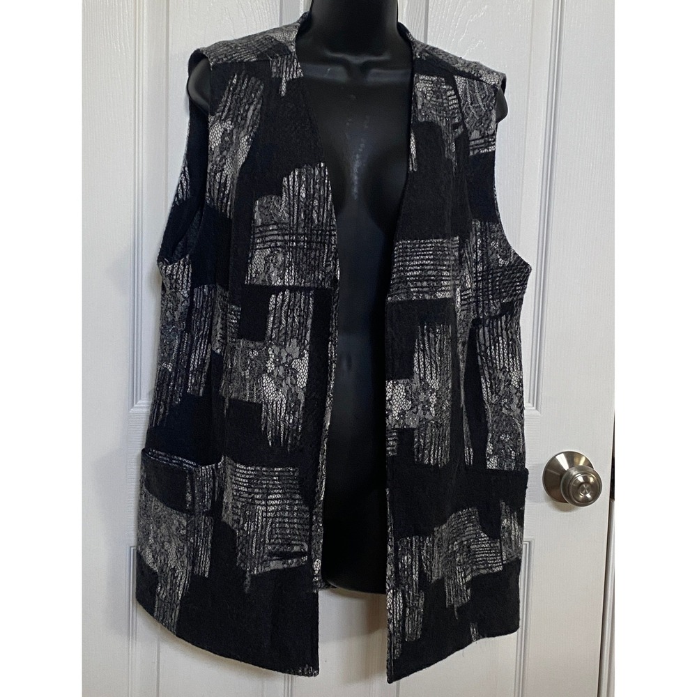 Chicos Black Silver Abstract Lace Print Longline Open Front Vest Size‎ 3 or XL